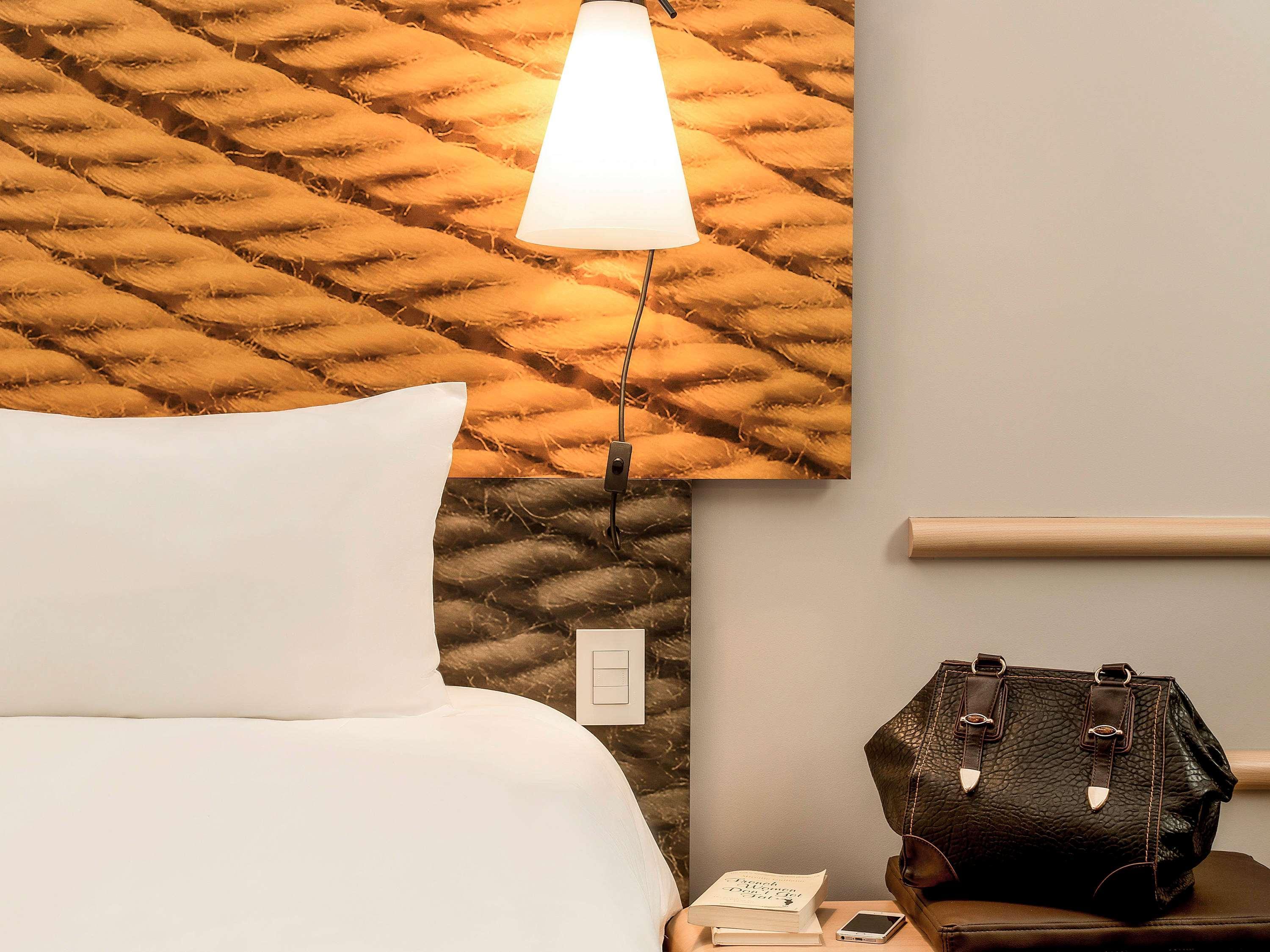 ibis London Barking Hotel Barking  Bagian luar foto