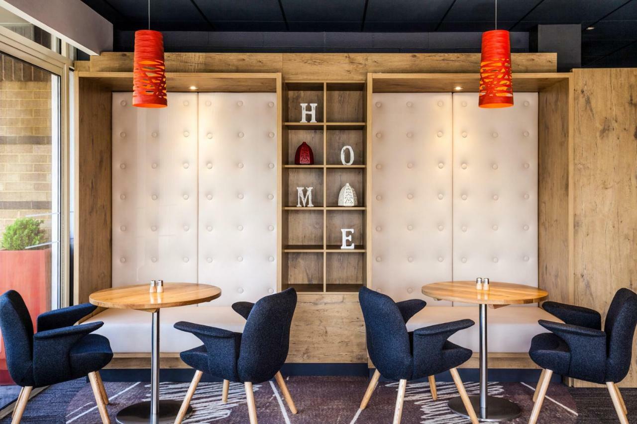 ibis London Barking Hotel Barking  Bagian luar foto