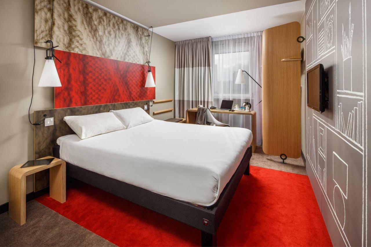 ibis London Barking Hotel Barking  Bagian luar foto